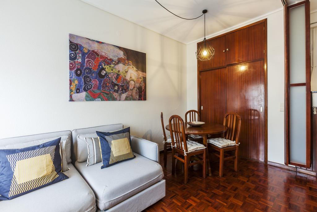 Apartment Camoes Deluxe Porto Dış mekan fotoğraf